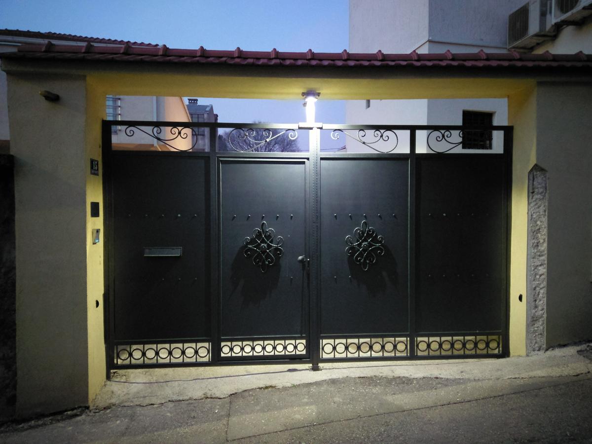 Aurelia Rooms Mostar Buitenkant foto